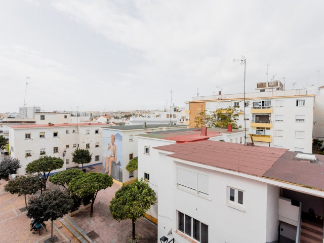 Maison mitoyenne avec 7 Chambres  à Estepona