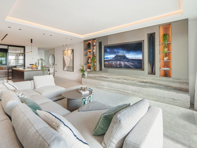 2 Bedrooms Apartment in Monte Halcones