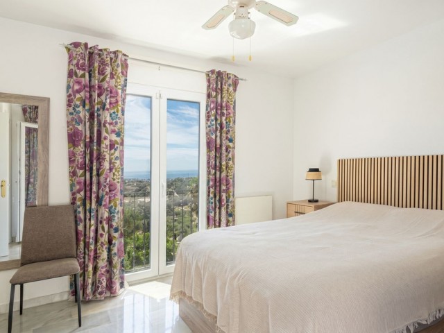 3 Bedrooms Villa in Estepona