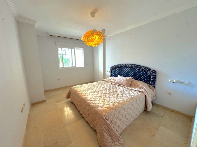 2 Slaapkamer Appartement in Río Real