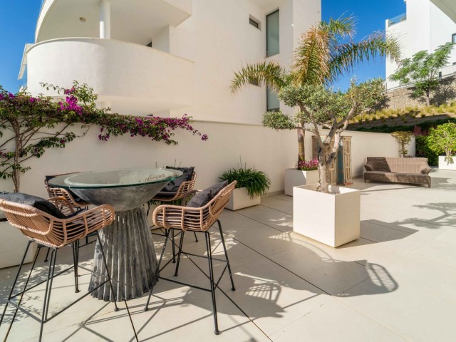 Apartamento con 2 Dormitorios  en Fuengirola