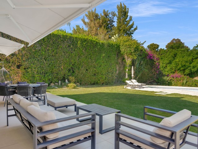 4 Bedrooms Villa in Guadalmina Alta