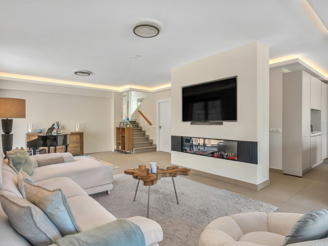 4 Bedrooms Villa in Guadalmina Alta