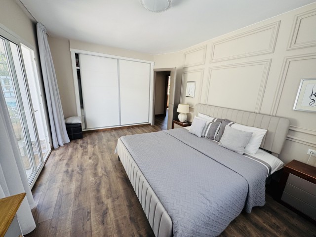 4 Schlafzimmer Villa in Elviria