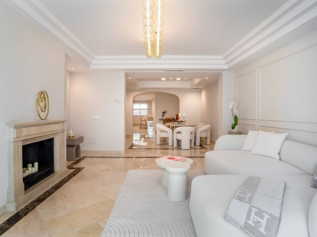 Huoneisto, Sierra Blanca, R5394163