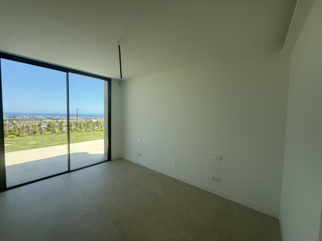 3 Bedrooms Villa in Benahavís