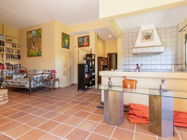 5 Bedrooms Villa in Sotogrande