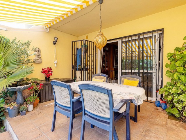2 Bedrooms Townhouse in Torrequebrada