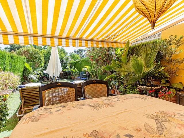 2 Bedrooms Townhouse in Torrequebrada