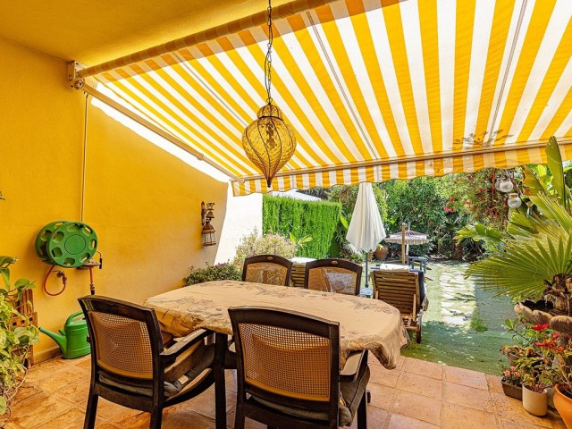 2 Bedrooms Townhouse in Torrequebrada