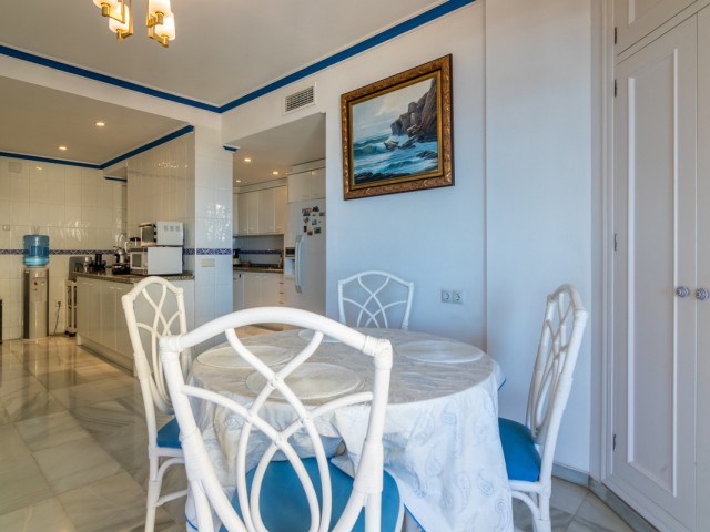 4 Bedrooms Apartment in Fuengirola