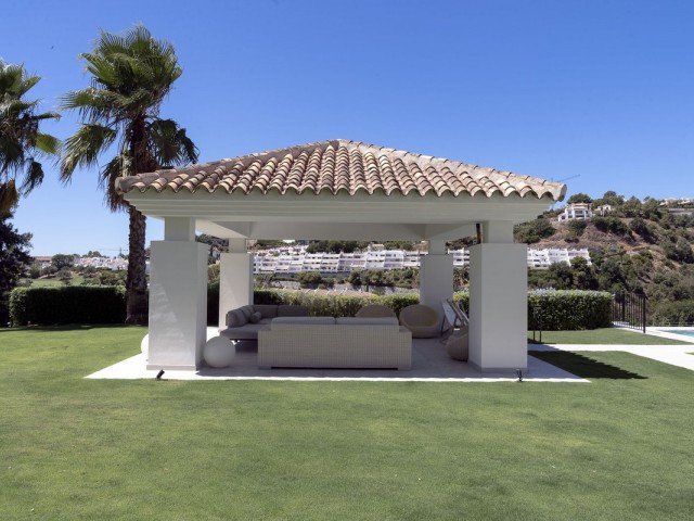 Villa con 7 Dormitorios  en Benahavís