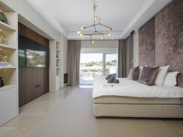 Villa con 7 Dormitorios  en Benahavís