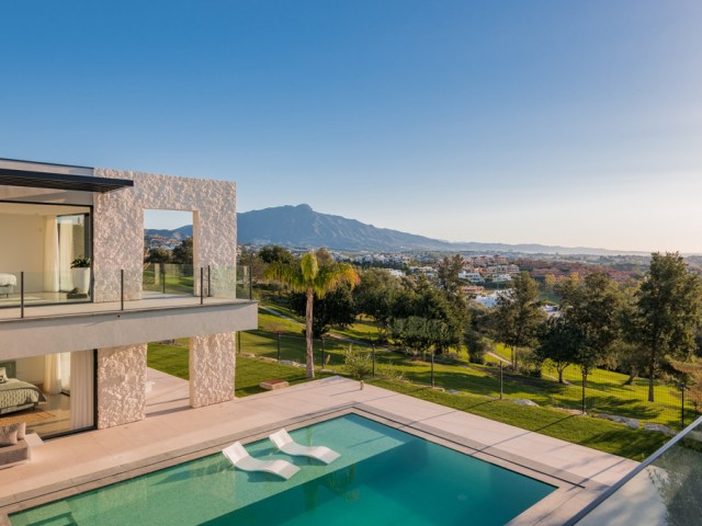 Villa con 5 Dormitorios  en Benahavís