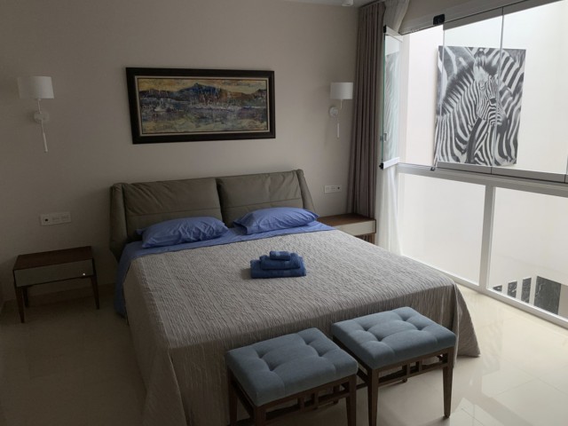 6 Schlafzimmer Apartment in Puerto Banús
