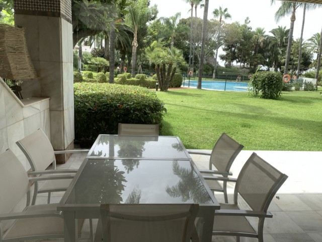 6 Schlafzimmer Apartment in Puerto Banús