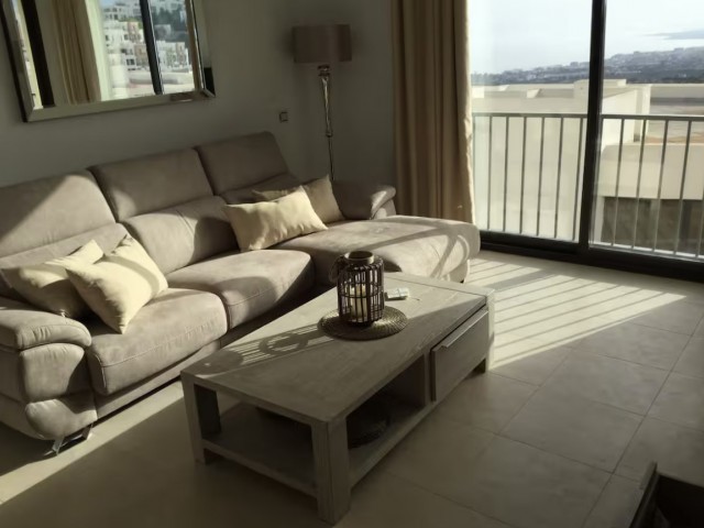2 Slaapkamer Appartement in Altos de los Monteros