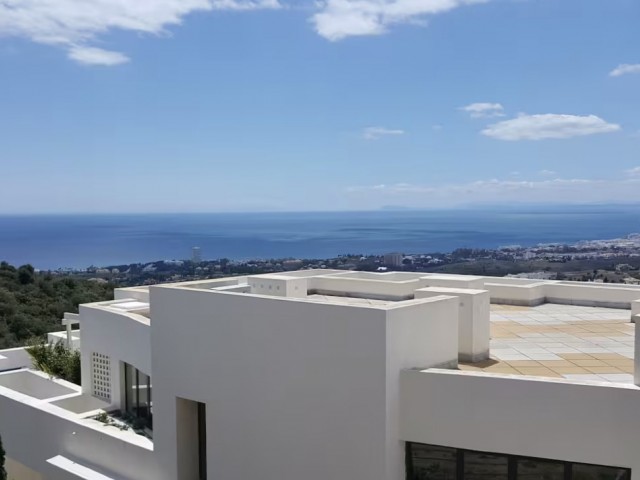 2 Slaapkamer Appartement in Altos de los Monteros
