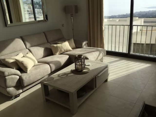 2 Slaapkamer Appartement in Altos de los Monteros