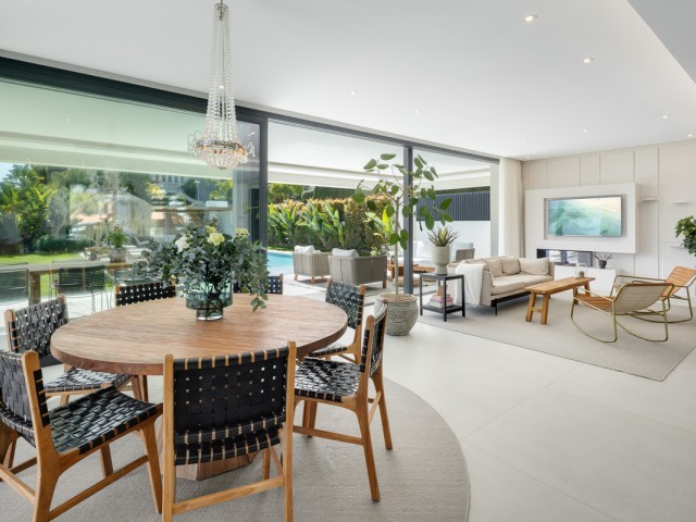 5 Soveroms Villa i Nueva Andalucía