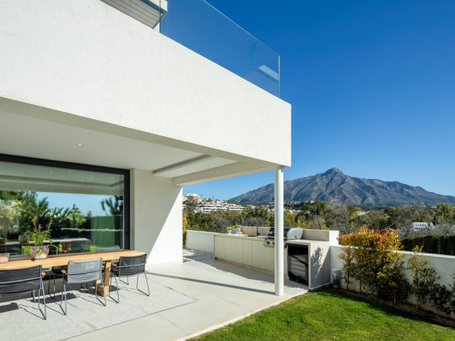 5 Soveroms Villa i Nueva Andalucía