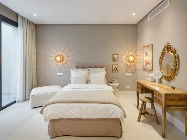 5 Soveroms Villa i Nueva Andalucía