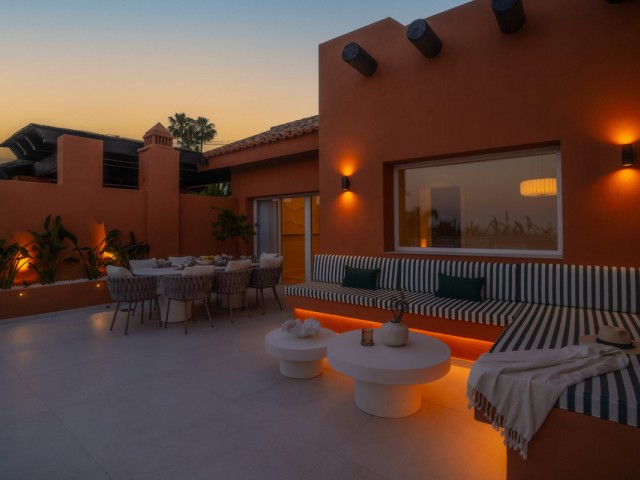 4 Schlafzimmer Apartment in Nueva Andalucía