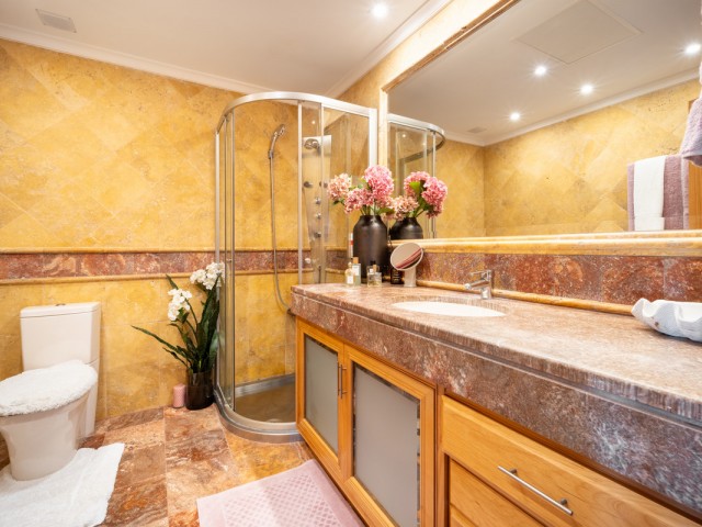 3 Schlafzimmer Apartment in Puerto Banús