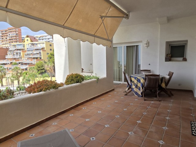4 Schlafzimmer Apartment in Torremolinos Centro