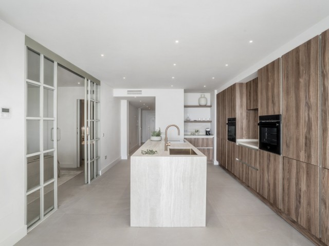 3 Schlafzimmer Apartment in Nueva Andalucía