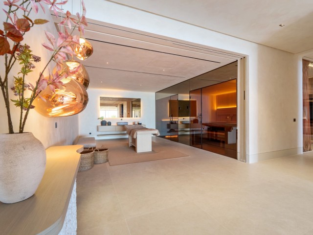 Villa con 8 Dormitorios  en Benahavís