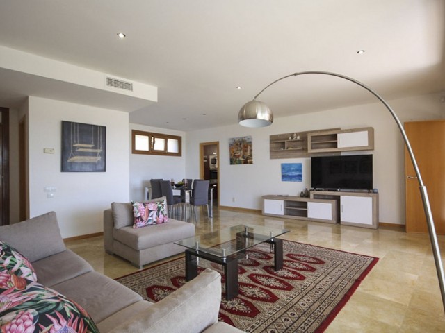 3 Bedrooms Apartment in Marbella