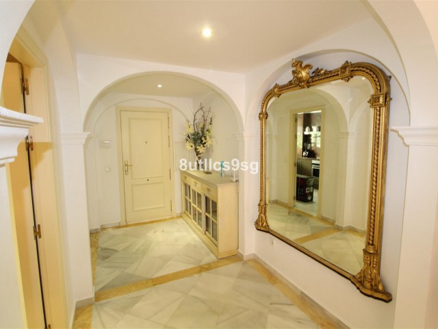2 Schlafzimmer Apartment in Nueva Andalucía