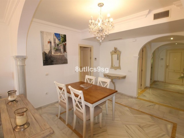 2 Schlafzimmer Apartment in Nueva Andalucía