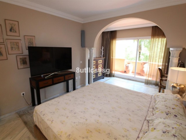 2 Schlafzimmer Apartment in Nueva Andalucía