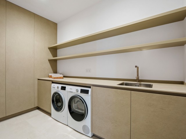 Villa con 5 Dormitorios  en Benahavís