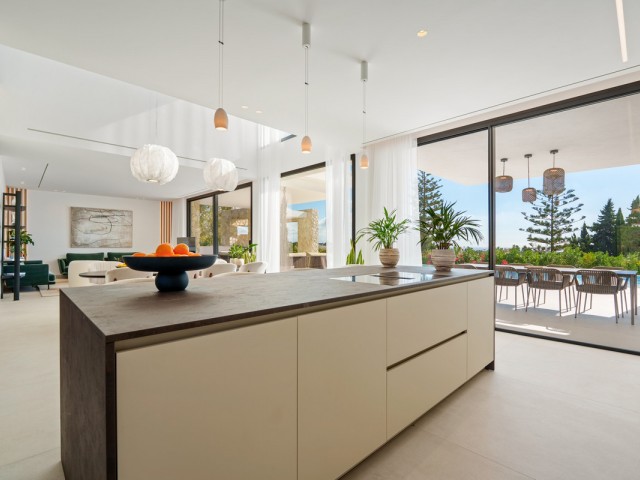 Villa con 5 Dormitorios  en Benahavís