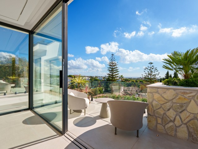 Villa con 5 Dormitorios  en Benahavís