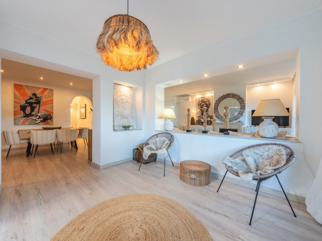 Huvila, Hacienda Las Chapas, R5346184