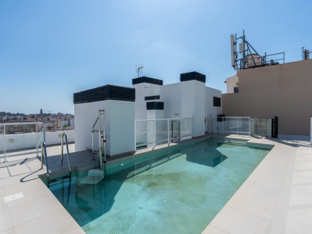 2 Bedrooms Apartment in Málaga Centro