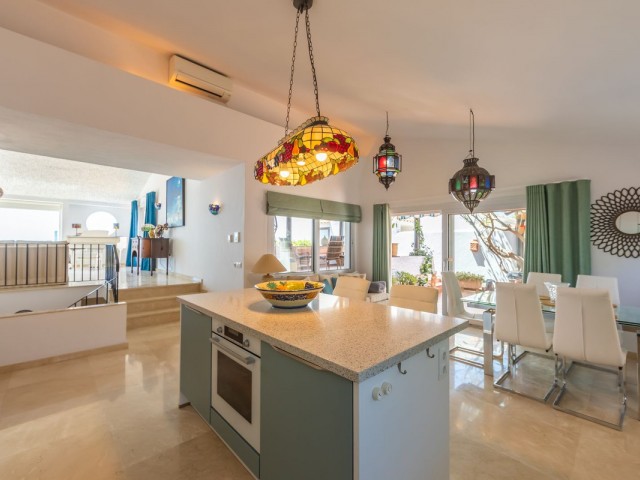 3 Bedrooms Villa in Estepona