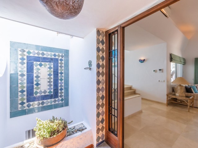 3 Bedrooms Villa in Estepona