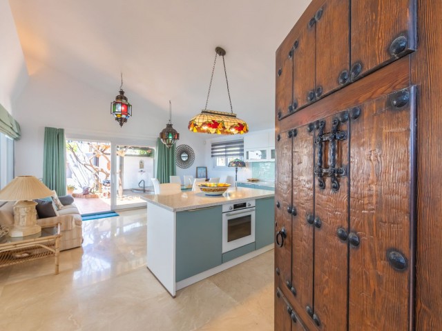 3 Bedrooms Villa in Estepona