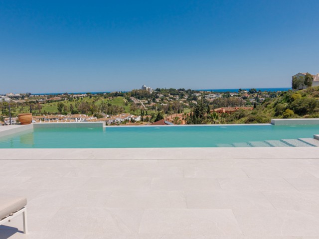 Villa con 6 Dormitorios  en Benahavís