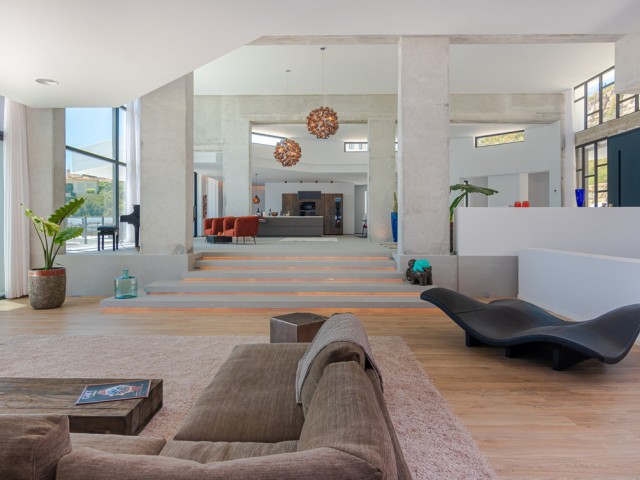 Villa con 6 Dormitorios  en Benahavís