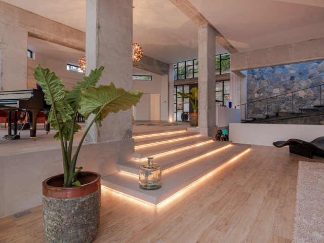Villa con 6 Dormitorios  en Benahavís