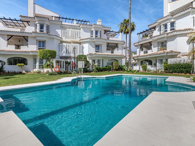 3 Bedrooms Apartment in Marbella