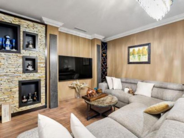5 Schlafzimmer Apartment in Benahavís