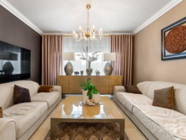 5 Schlafzimmer Apartment in Benahavís