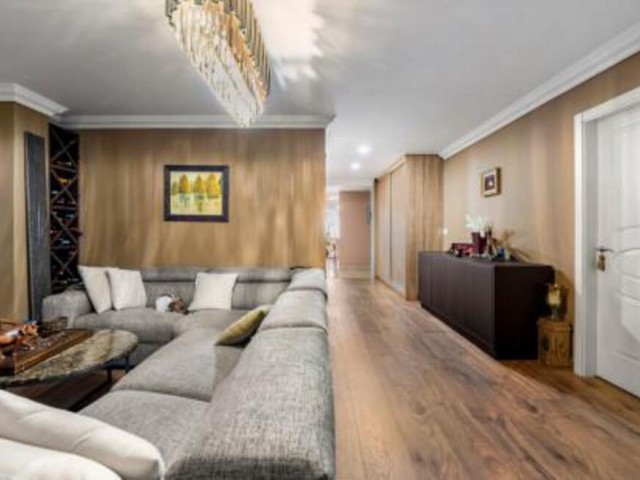 5 Schlafzimmer Apartment in Benahavís